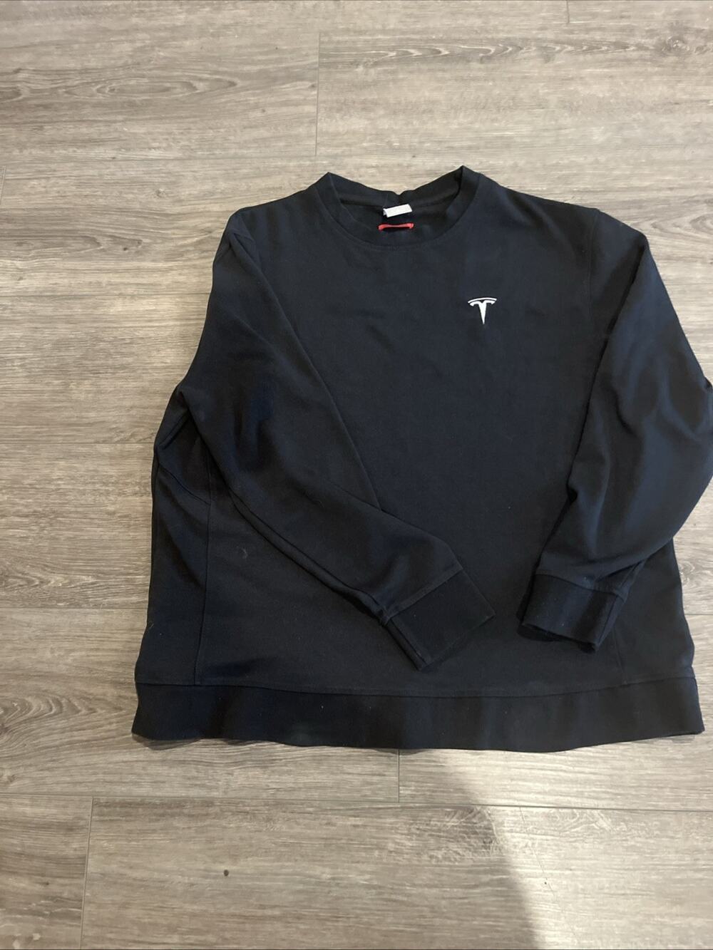 Tesla Unisex Black Long Sleeve Crewneck Sweatshirt Embroidered Logo Size XL
